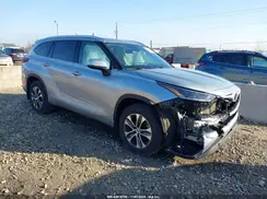5TDHZRBH7MS119702 2021 TOYOTA HIGHLANDER
