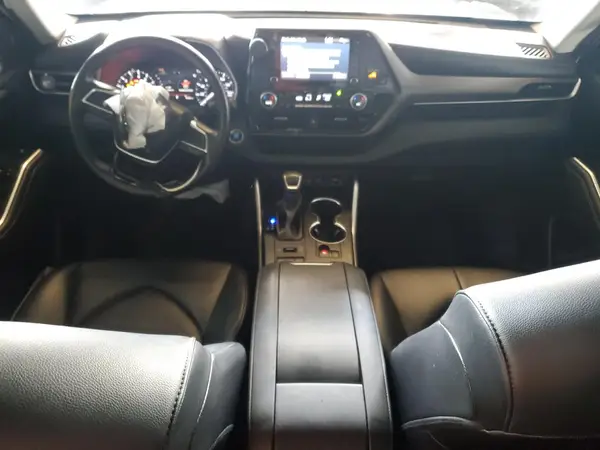 5TDHZRBH7MS144132 2021 TOYOTA HIGHLANDER - Image 8