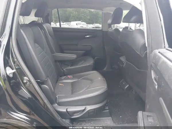 5TDHZRBH7MS523857 2021 TOYOTA HIGHLANDER - Image 8