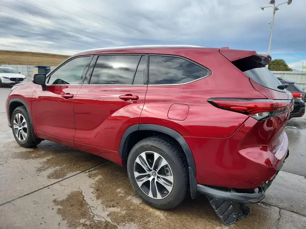 5TDHZRBH7MS543445 2021 TOYOTA HIGHLANDER - Image 2