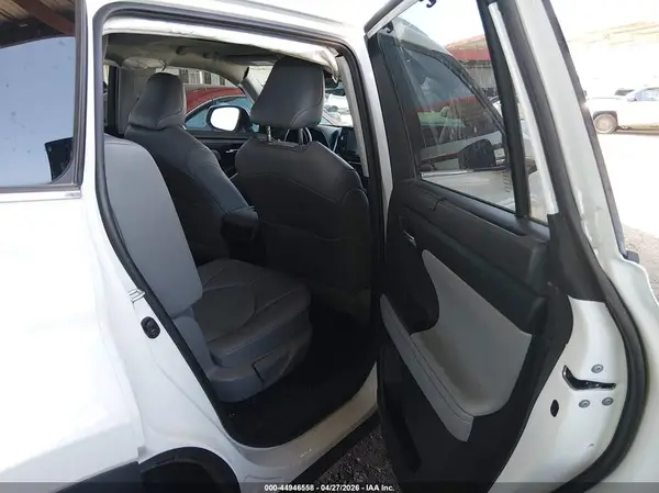 5TDHZRBH7MS543543 2021 TOYOTA HIGHLANDER - Image 8