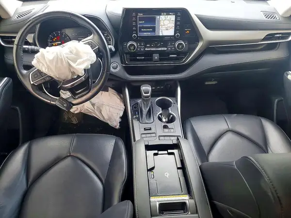 5TDHZRBH7MS546135 2021 TOYOTA HIGHLANDER - Image 8