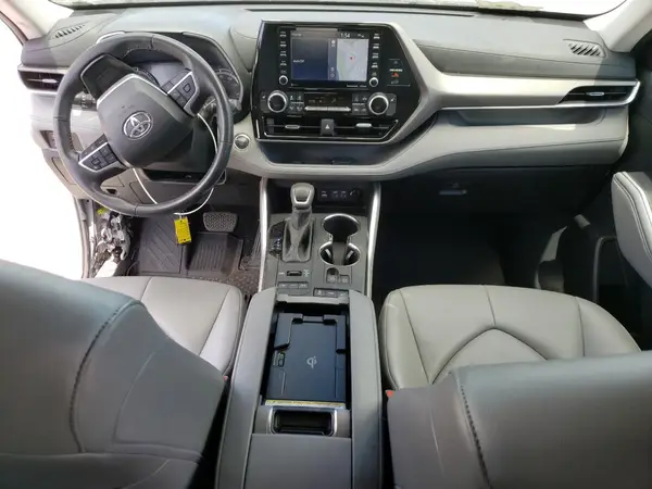 5TDHZRBH7NS180081 2022 TOYOTA HIGHLANDER - Image 8