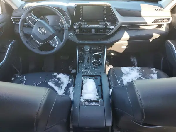 5TDHZRBH7NS222877 2022 TOYOTA HIGHLANDER - Image 8