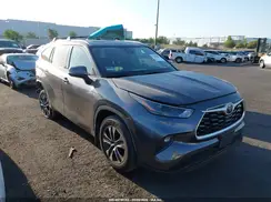 5TDHZRBH7NS561882 2022 TOYOTA HIGHLANDER