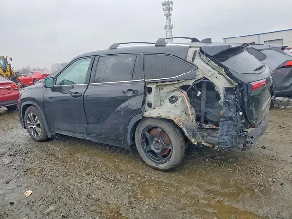 5TDHZRBH8LS503177 2020 TOYOTA HIGHLANDER - Image 2