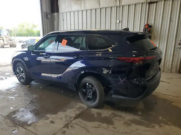 5TDHZRBH8MS067125 2021 TOYOTA HIGHLANDER - Image 2
