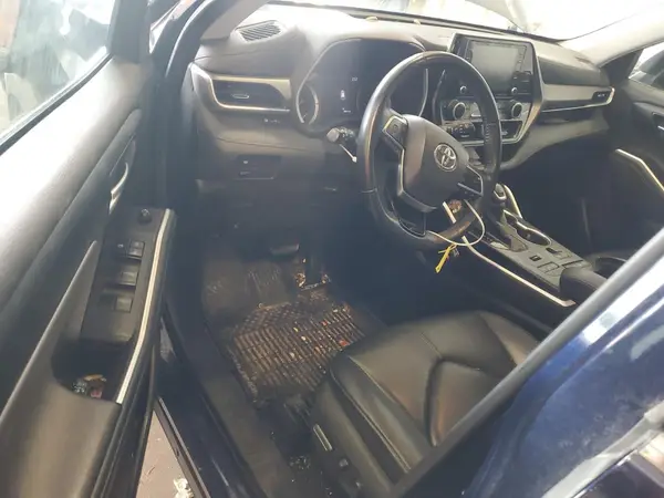5TDHZRBH8MS067125 2021 TOYOTA HIGHLANDER - Image 8