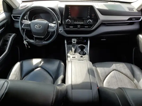 5TDHZRBH8MS102794 2021 TOYOTA HIGHLANDER - Image 8