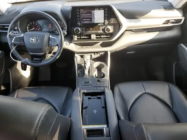5TDHZRBH8MS110863 2021 TOYOTA HIGHLANDER - Image 8