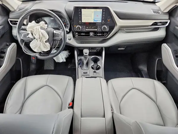 5TDHZRBH8MS118249 2021 TOYOTA HIGHLANDER - Image 8