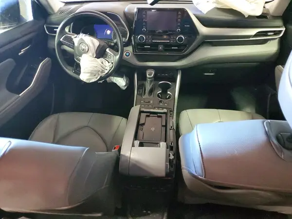 5TDHZRBH8MS129817 2021 TOYOTA HIGHLANDER - Image 8