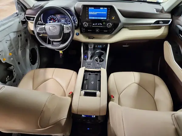 5TDHZRBH8NS249683 2022 TOYOTA HIGHLANDER - Image 8