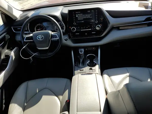 5TDHZRBH8NS575998 2022 TOYOTA HIGHLANDER - Image 8