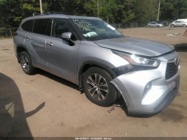 5TDHZRBH9LS050154 2020 TOYOTA HIGHLANDER - Image 1