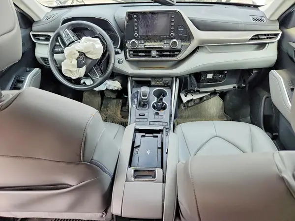 5TDHZRBH9LS501065 2020 TOYOTA HIGHLANDER - Image 8