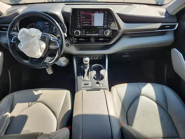 5TDHZRBH9LS514401 2020 TOYOTA HIGHLANDER - Image 8
