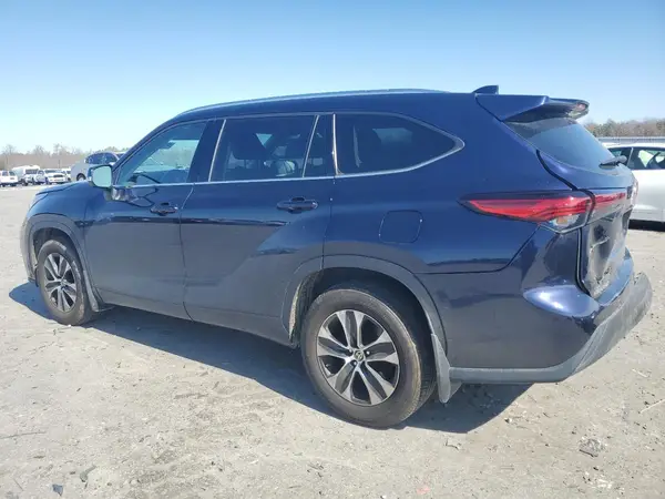 5TDHZRBH9LS522742 2020 TOYOTA HIGHLANDER - Image 2