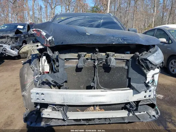 2020 TOYOTA HIGHLANDER auction photo 6
