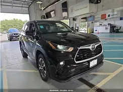5TDHZRBH9MS059776 2021 TOYOTA HIGHLANDER