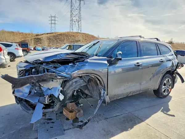 5TDHZRBH9MS155830 2021 TOYOTA HIGHLANDER - Image 1