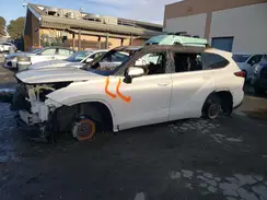 5TDHZRBH9MS527313 2021 TOYOTA HIGHLANDER