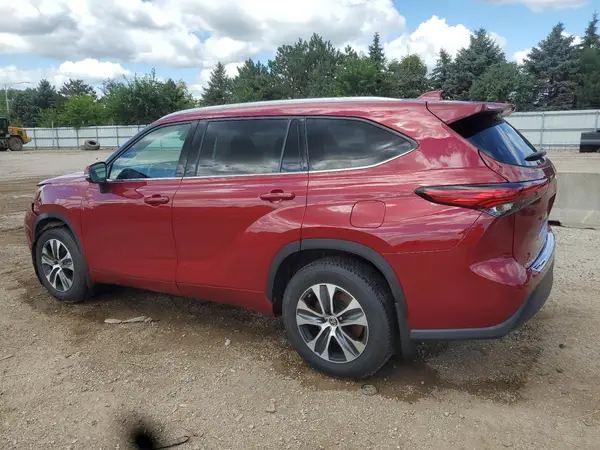 5TDHZRBH9NS206843 2022 TOYOTA HIGHLANDER - Image 2