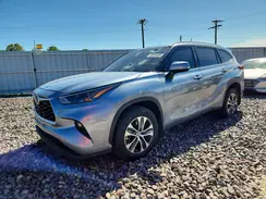 5TDHZRBH9NS208933 2022 TOYOTA HIGHLANDER