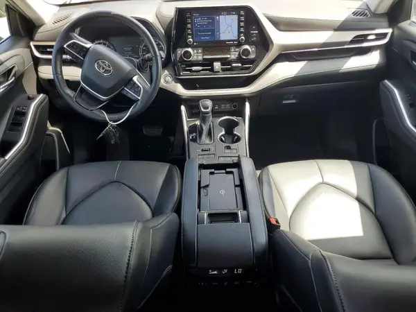 5TDHZRBH9NS244900 2022 TOYOTA HIGHLANDER - Image 8