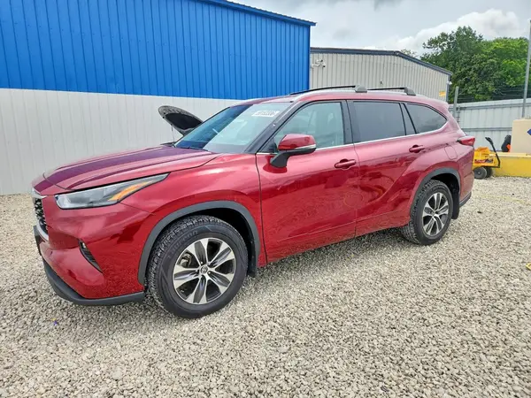 5TDHZRBH9NS561768 2022 TOYOTA HIGHLANDER - Image 1