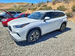 5TDHZRBH9NS596925 2022 TOYOTA HIGHLANDER