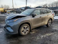 5TDHZRBH9NS597430 2022 TOYOTA HIGHLANDER