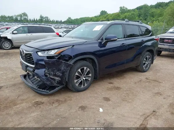 5TDHZRBHXLS015980 2020 TOYOTA HIGHLANDER - Image 2