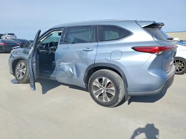5TDHZRBHXLS031368 2020 TOYOTA HIGHLANDER - Image 2