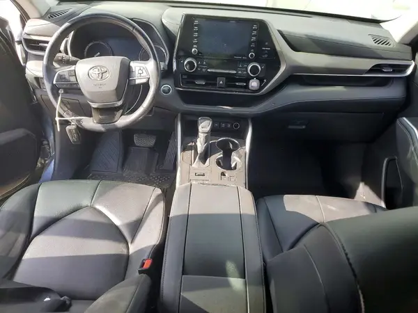 5TDHZRBHXLS031368 2020 TOYOTA HIGHLANDER - Image 8