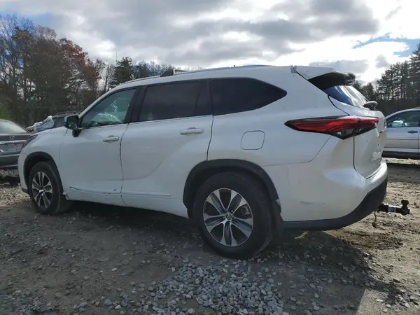 5TDHZRBHXLS518232 2020 TOYOTA HIGHLANDER - Image 2