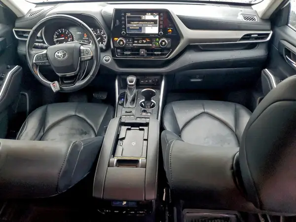 5TDHZRBHXLS519817 2020 TOYOTA HIGHLANDER - Image 8