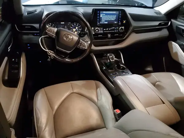 5TDHZRBHXMS072780 2021 TOYOTA HIGHLANDER - Image 8