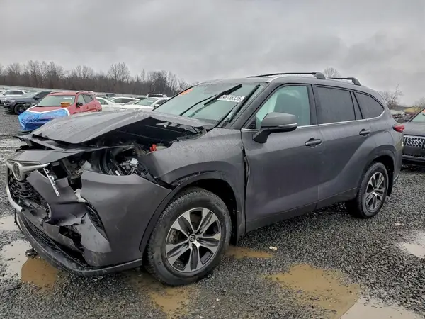 5TDHZRBHXMS088381 2021 TOYOTA HIGHLANDER - Image 1