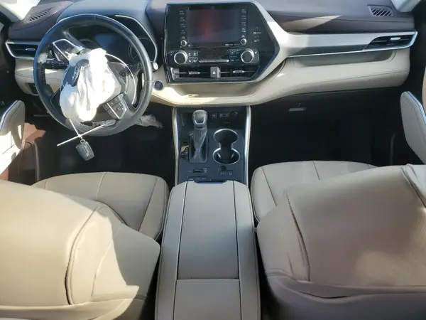 5TDHZRBHXMS130581 2021 TOYOTA HIGHLANDER - Image 8