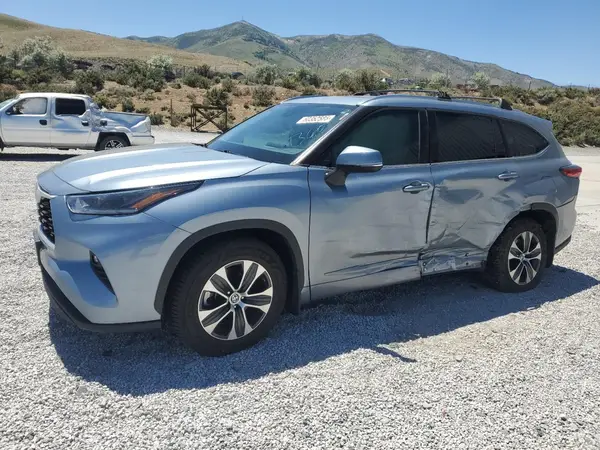 5TDHZRBHXMS145095 2021 TOYOTA HIGHLANDER - Image 1
