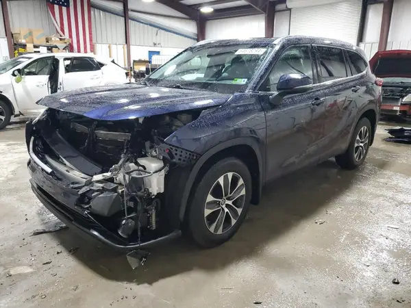 5TDHZRBHXMS532388 2021 TOYOTA HIGHLANDER - Image 1