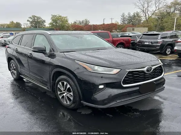 5TDHZRBHXMS539180 2021 TOYOTA HIGHLANDER - Image 1