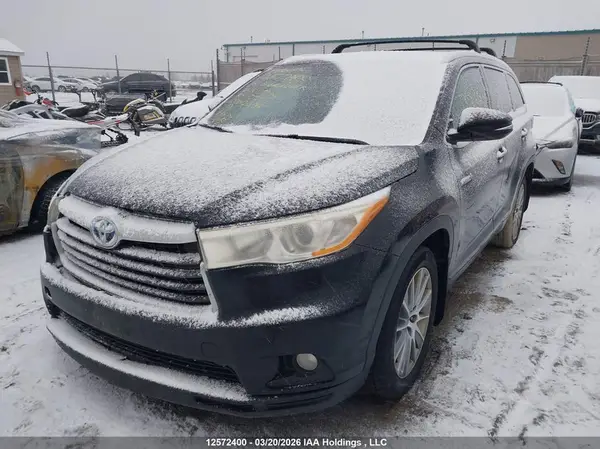 5TDJCRFH8GS017794 2016 TOYOTA HIGHLANDER - Image 2