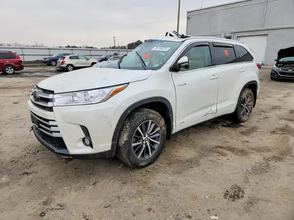 5TDJGRFH0HS028326 2017 TOYOTA HIGHLANDER - Image 1