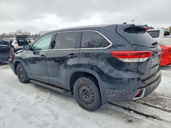 5TDJGRFH0HS029542 2017 TOYOTA HIGHLANDER - Image 2