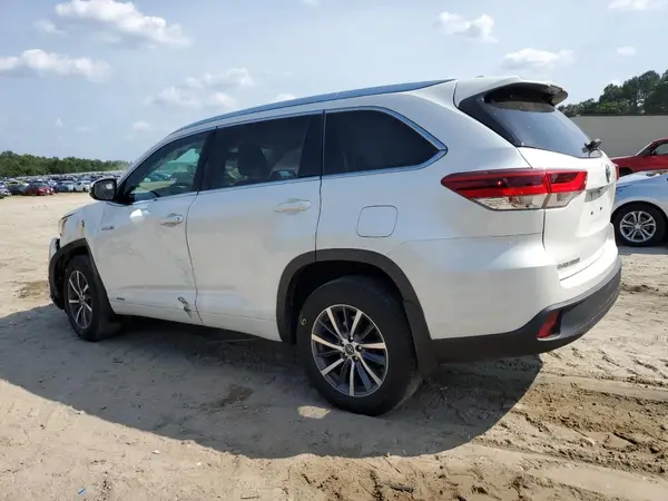 5TDJGRFH0HS033641 2017 TOYOTA HIGHLANDER - Image 2