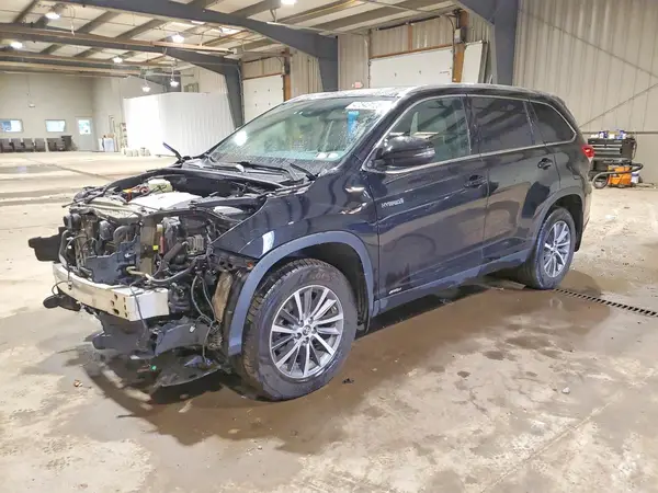 5TDJGRFH0KS056585 2019 TOYOTA HIGHLANDER - Image 1