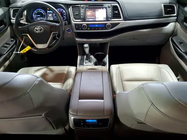 5TDJGRFH0KS059552 2019 TOYOTA HIGHLANDER - Image 8