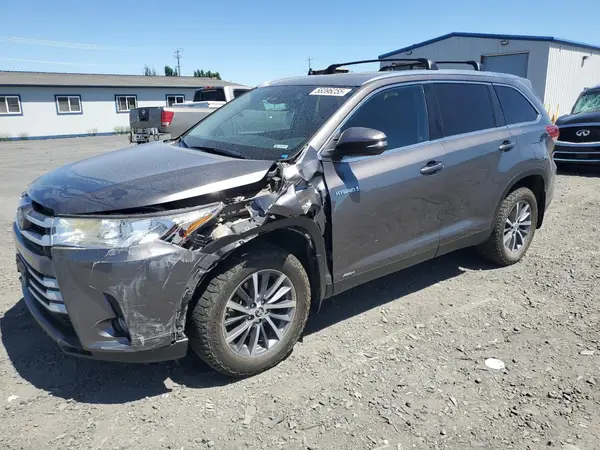 5TDJGRFH0KS066856 2019 TOYOTA HIGHLANDER - Image 1